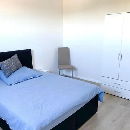 Smart-tv, Kueche, Balkon *