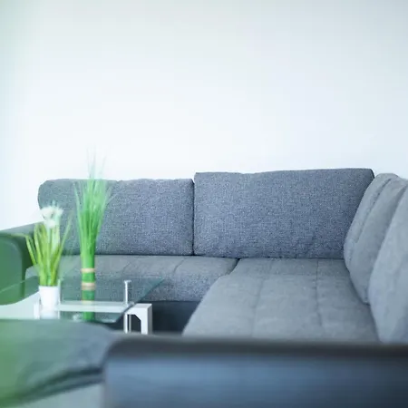 Smart-tv, Kueche, Balkon *