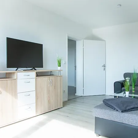 Smart-tv, Kueche, Balkon * Emden