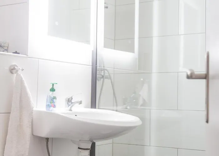 Smart-tv, Kueche, Balkon *